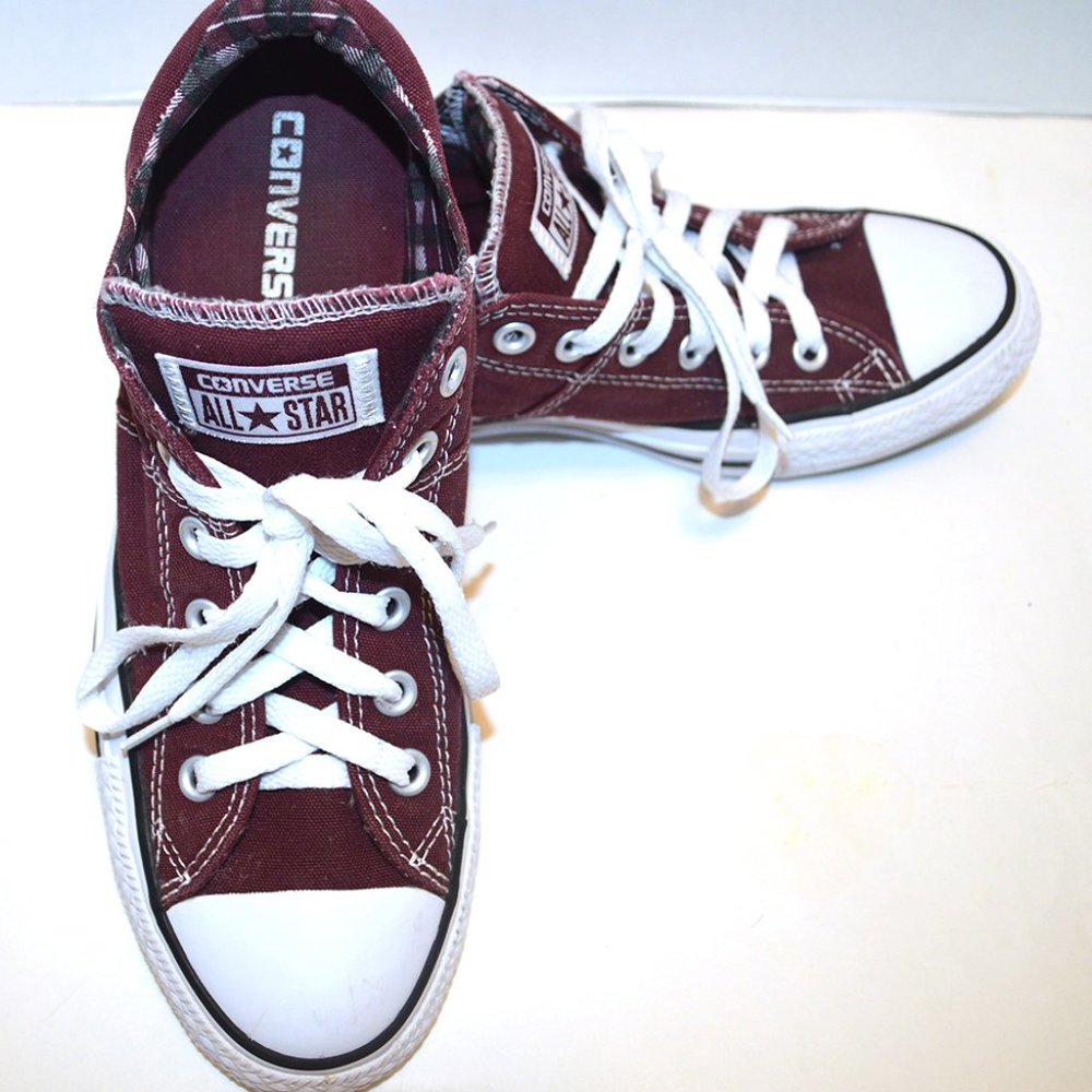 Converse All Star Low Top Red Size 9 US Women
